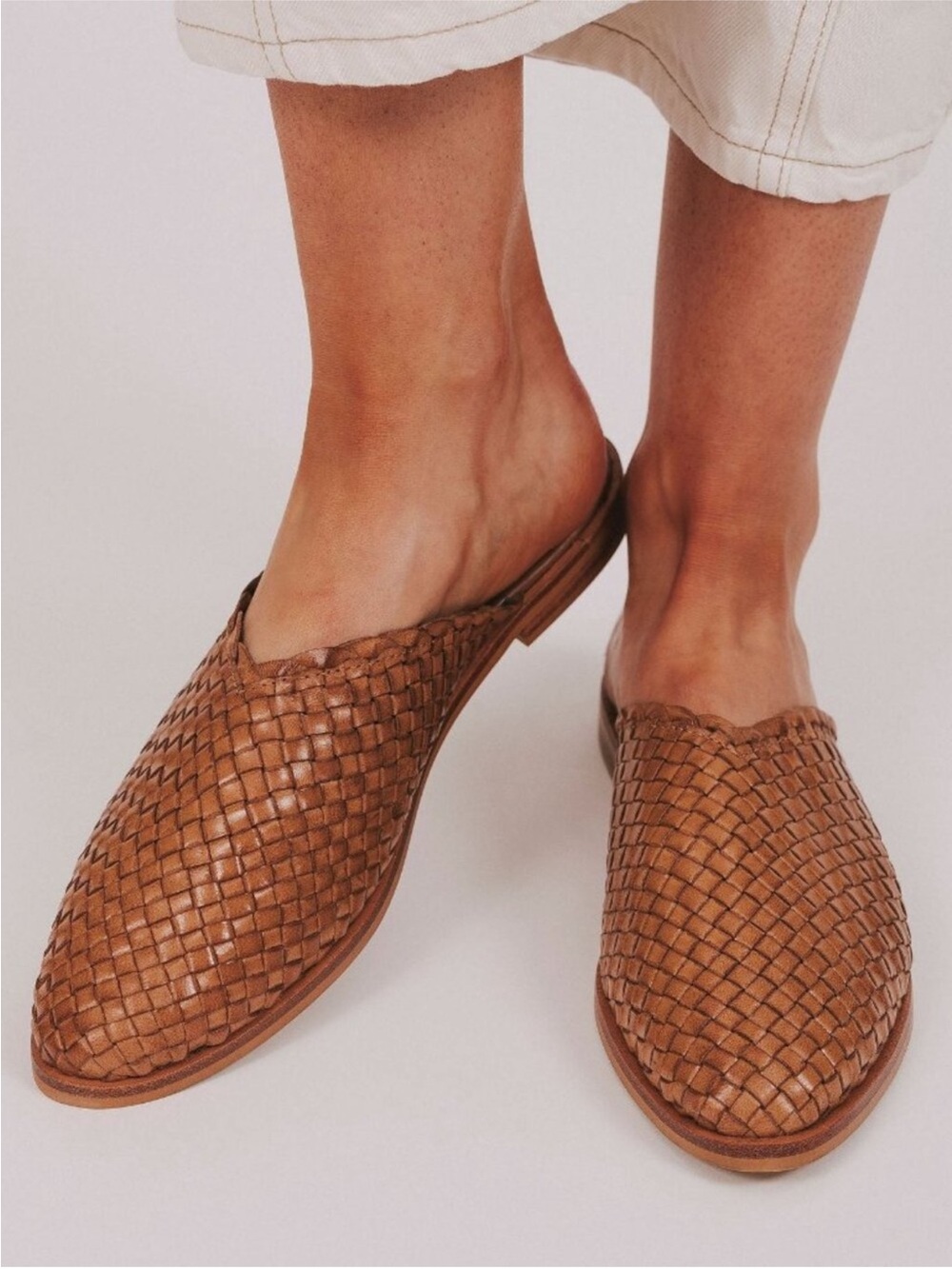 Seychelles Places To Go Woven Leather Flat Mules Cognac Brown Size 10